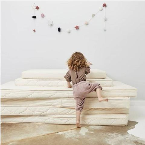 little green sheep matras